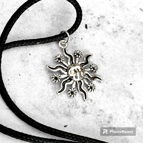 5 For $25💫Alternative Silver Cosmic Celestial Sun Pendant Necklace - Picture 5 of 6